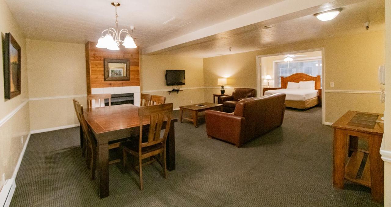 Multi Resorts At Lift Lodge Парк Сити Екстериор снимка